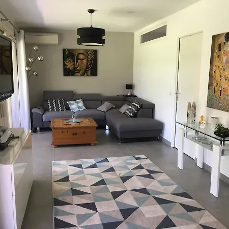 Lägenhet House Golfe Juan *